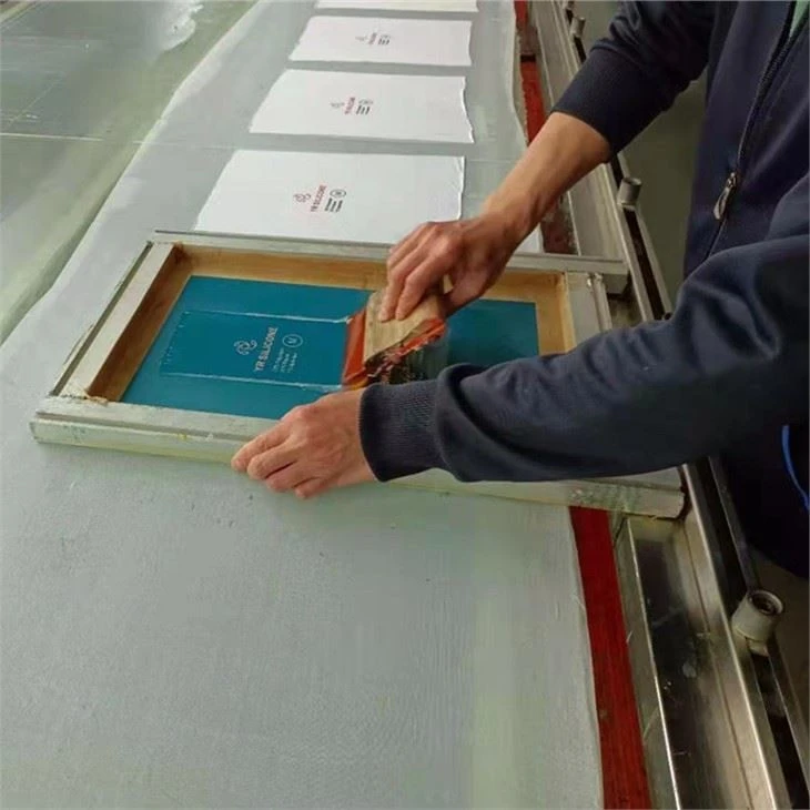 Sérigraphie M et R